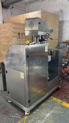 High Shear Lab Emulsifying เครื่องผสมความร้อน 5L 10L Homogenizer สูญญากาศ Emulsifier Tank